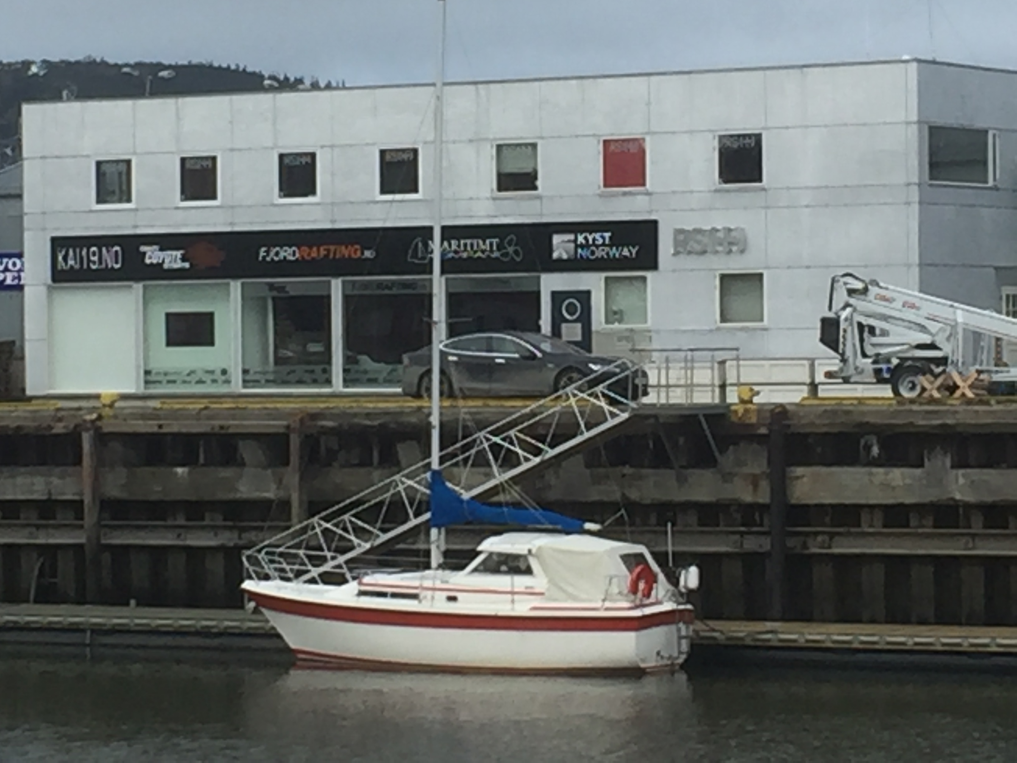 Pent fortøyd ved Maritimt kompani