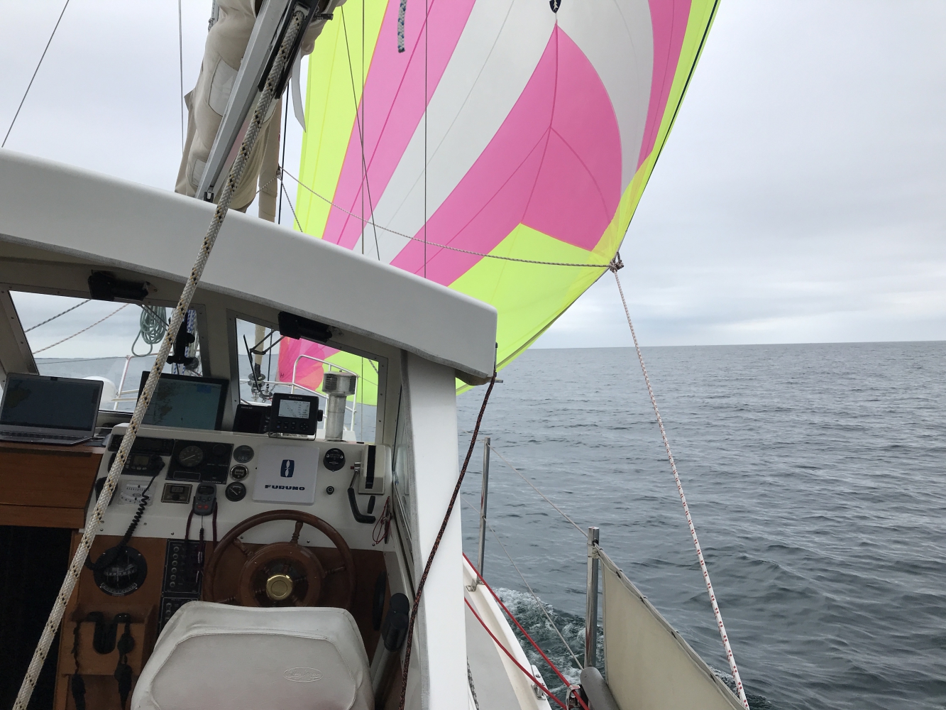 Over Frohavet mot Mausund